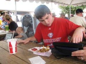 Clay typing while eating